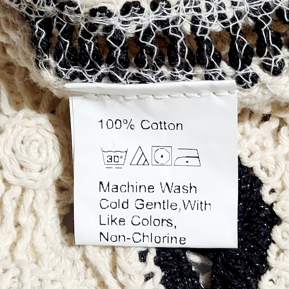 SHEIN Floral Crochet Crop Halter Top (4 / S) - Picture 6 of 8